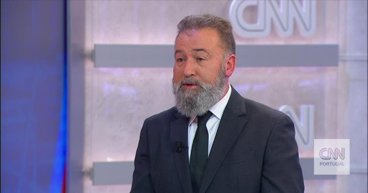 Pergunta: "O que está para vir será ainda pior?". Resposta: "É inevitável"