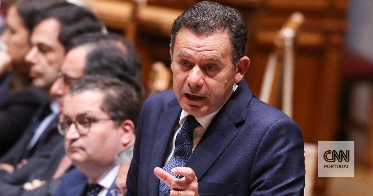 Montenegro quer "ganhar esta luta" com os sindicatos e anuncia nova reunião sobre o pacote laboral