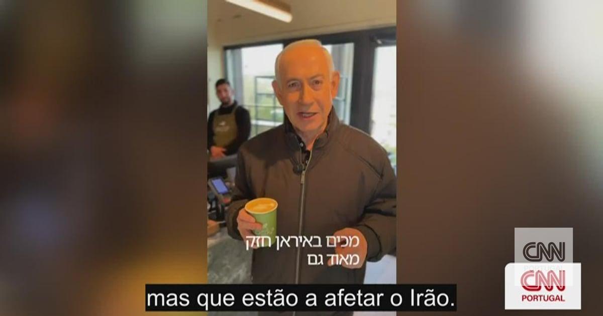"Queres contar o número de dedos?": Netanyahu responde a rumores  sobre a sua morte