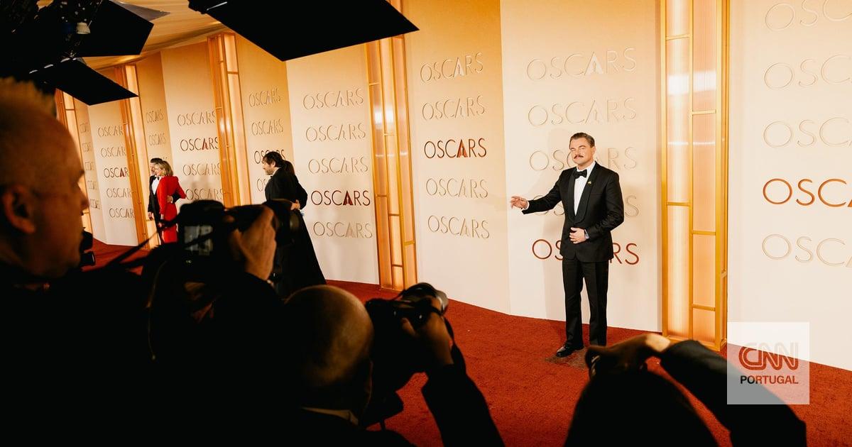 Tivemos um olhar privilegiado na passadeira vermelha e nos bastidores dos Óscares. Venha espreitar