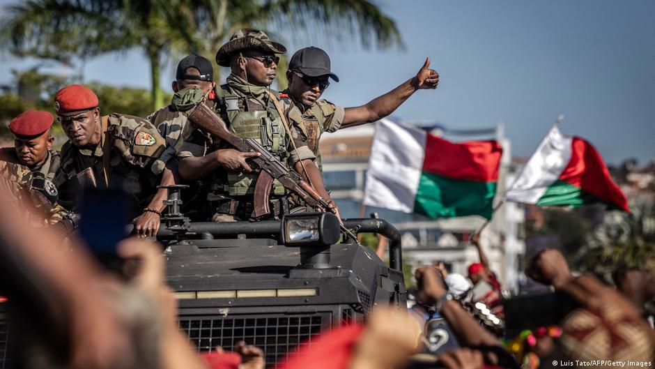 A União Africana pode impedir golpes militares como o de Madagáscar?