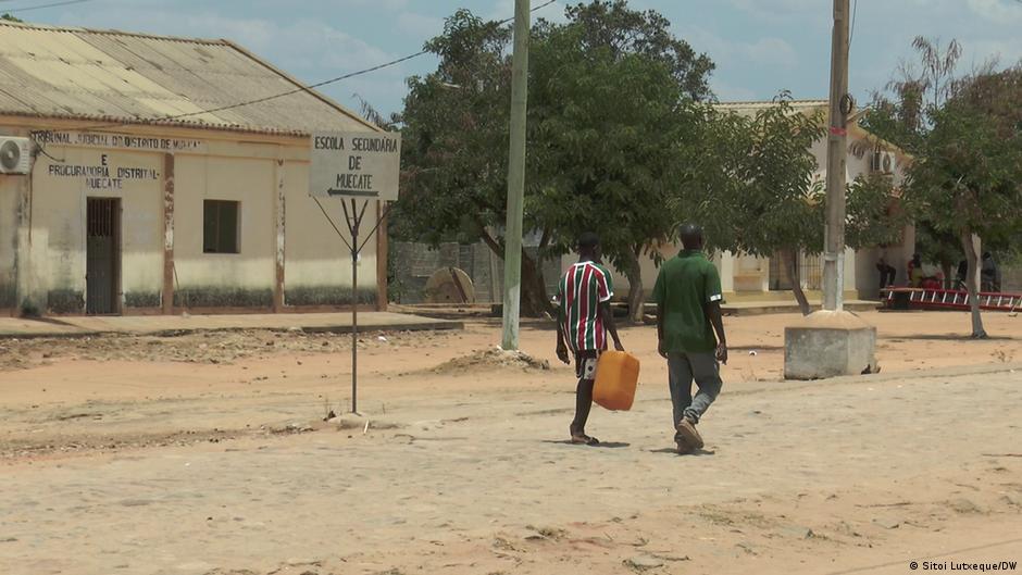 Pais de Nampula denunciam cobranças ilegais nas escolas