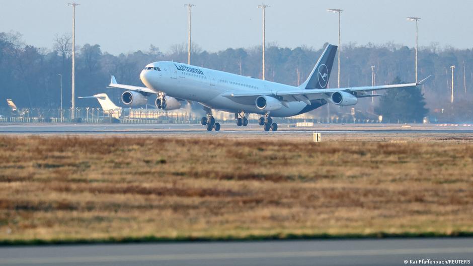 Germany news: Pilots at Lufthansa to stage two-day strike
