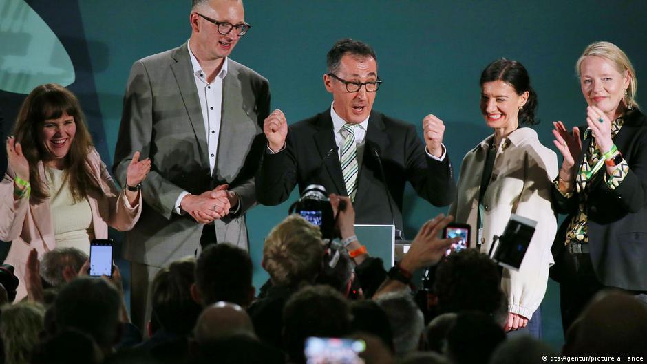 Germany news: Parties prepare for key state coalition talks