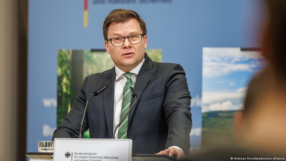 Germany's Climate Protection measures are barely on target